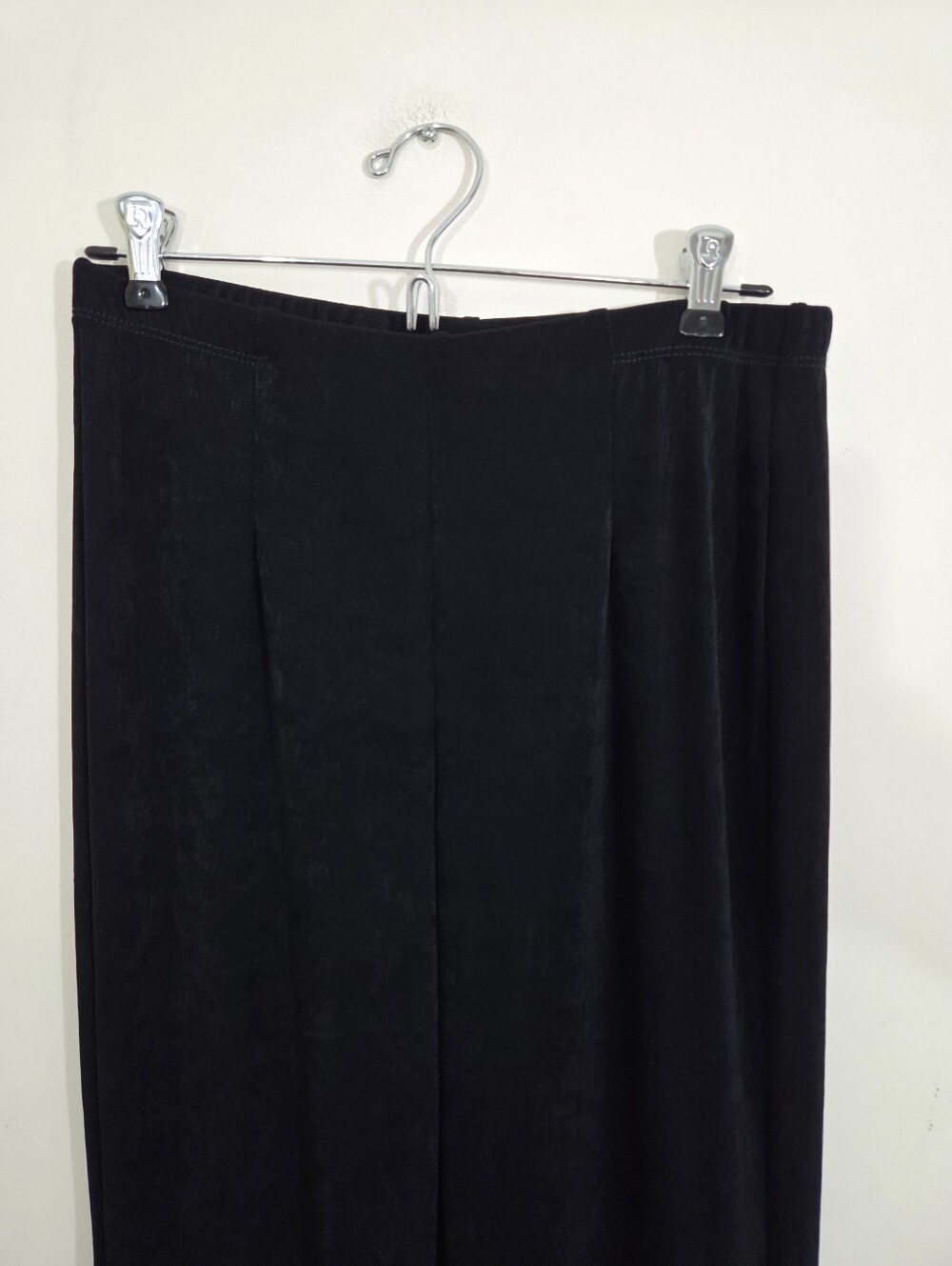 NWT Chico's Travelers No Tummy Pants Black Size Small Travel Friendly Slinky - Picture 3 of 8